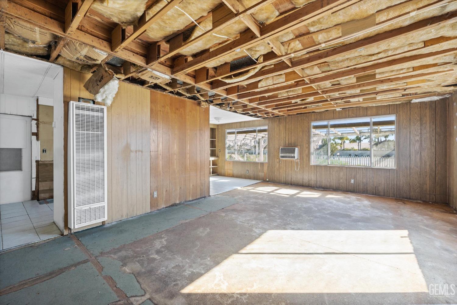 Undisclosed Address Bakersfield, CA 93312 - Photo 5 of 26 a view of entryway