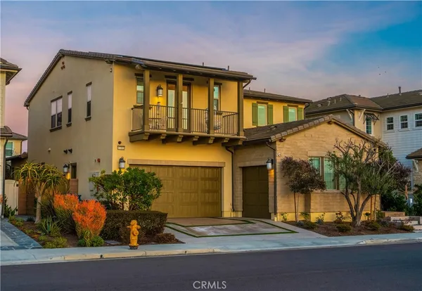 $3,450,000 | 17352 Eucalyptus Lane, Huntington Beach, CA 92649