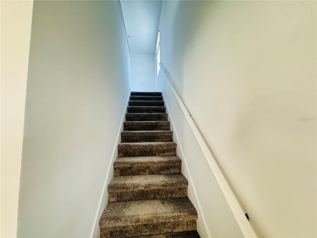 1952 Rider Rain Lane Apopka, FL 32703 - Photo 14 of 34 a view of entryway