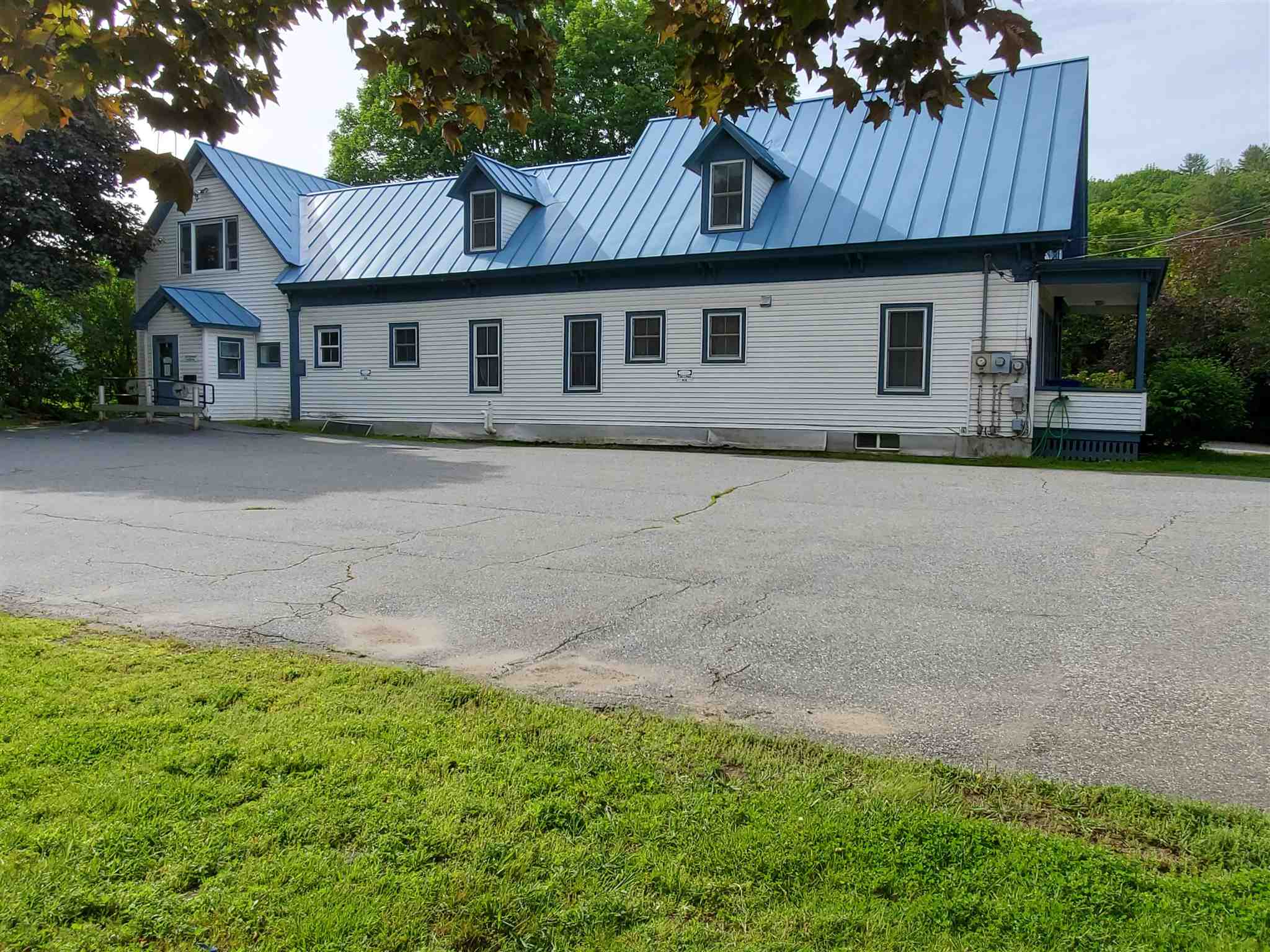 7 Slayton Hill Road Lebanon, NH 03766 - Photo 4 of 36 Gallery Image 4