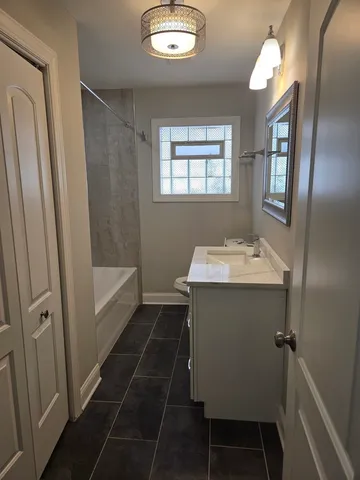 $394,900 | 31 Graymoor Lane, Olympia Fields, IL 60461