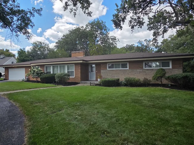 $394,900 | 31 Graymoor Lane, Olympia Fields, IL 60461