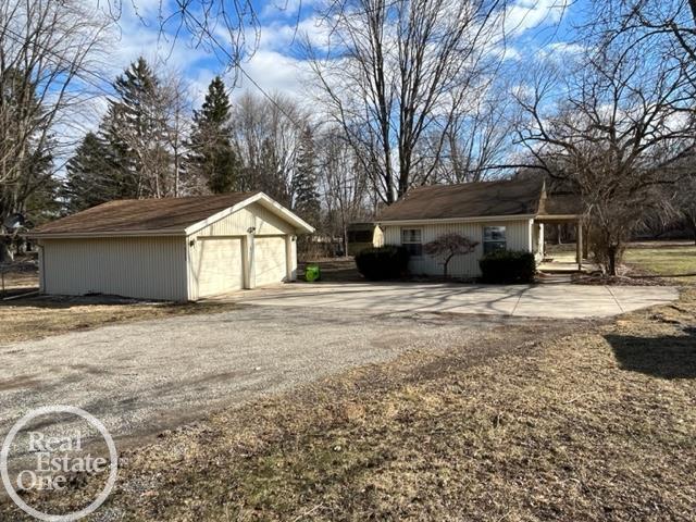 47950 Fairchild Road Macomb, MI 48042 - Photo 5 of 23 50102038-4.JPG