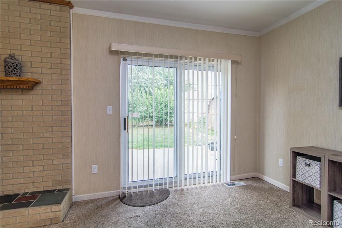 14243 Cranbrook Road Sterling Heights, MI 48312 - Photo 14 of 46 _DSC7880Enfused.jpg