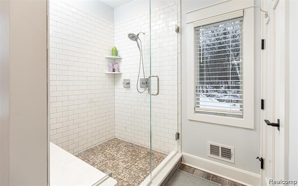 7301 Brendel Road White Lake, MI 48383 - Photo 35 of 72 35.jpg