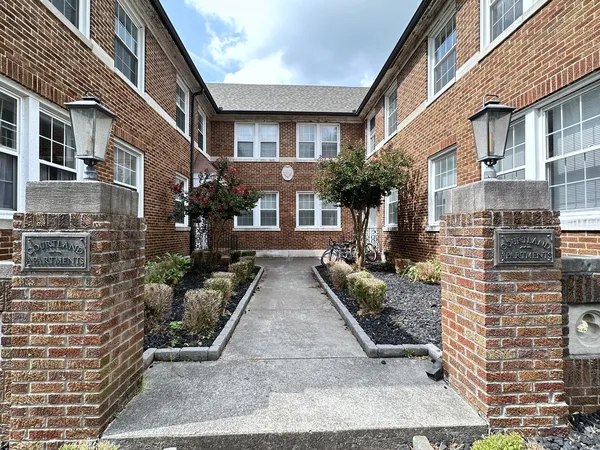 $850 | 610 North 2nd Street, Unit 8, Clarksville, TN 37040