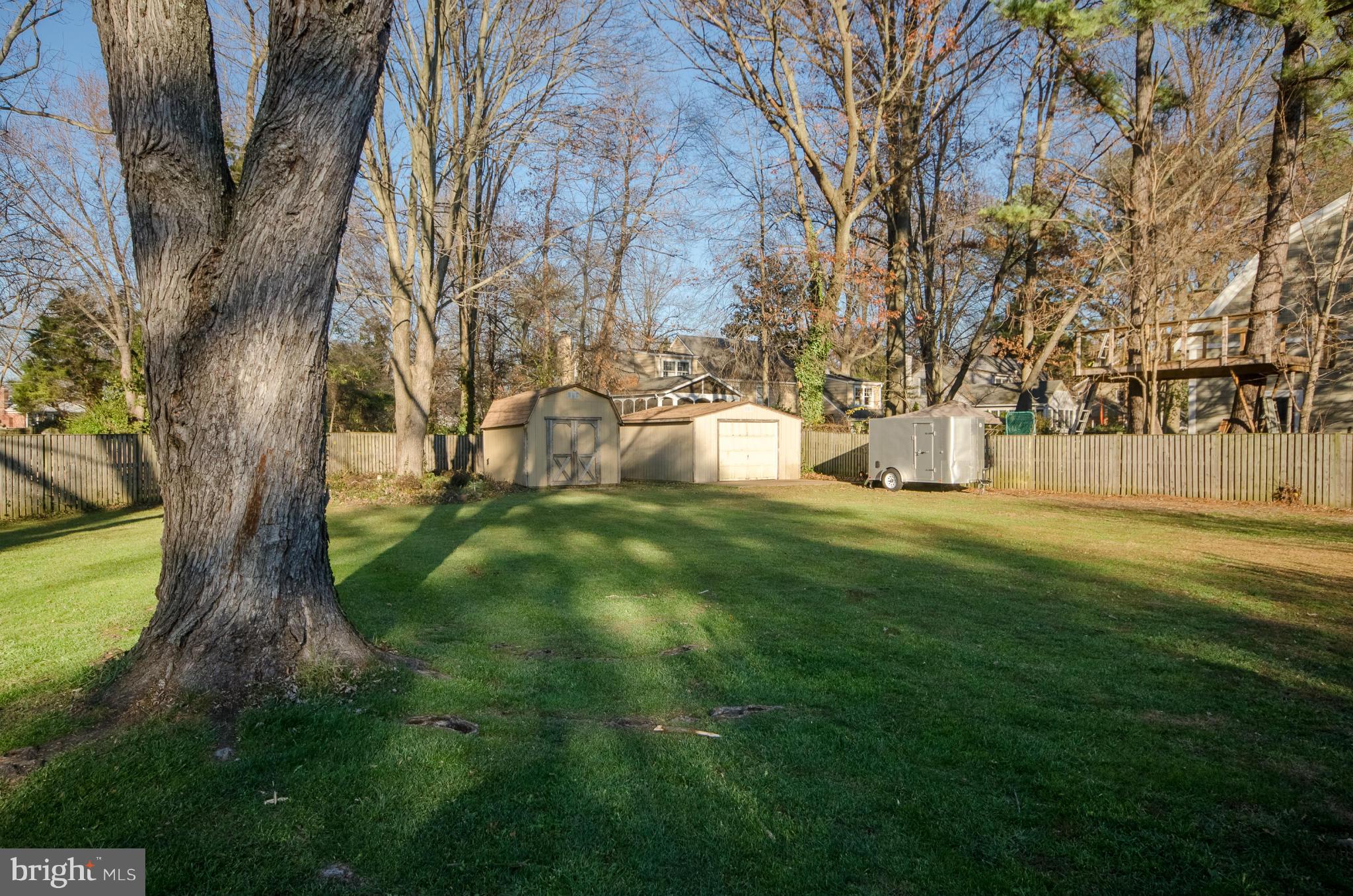 8931 Fort Hunt Road Alexandria, VA 22308 - Photo 26 of 30 Exterior (Rear)