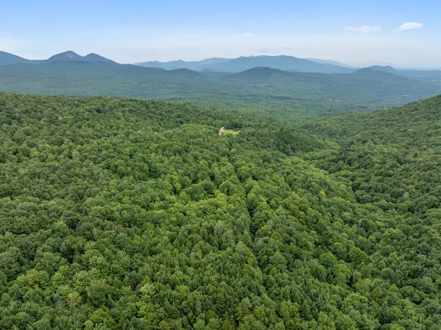 $899,000 | 224 Gay Brook Road, Stratford, NH 03590