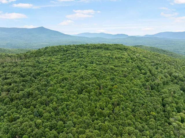 $899,000 | 224 Gay Brook Road, Stratford, NH 03590