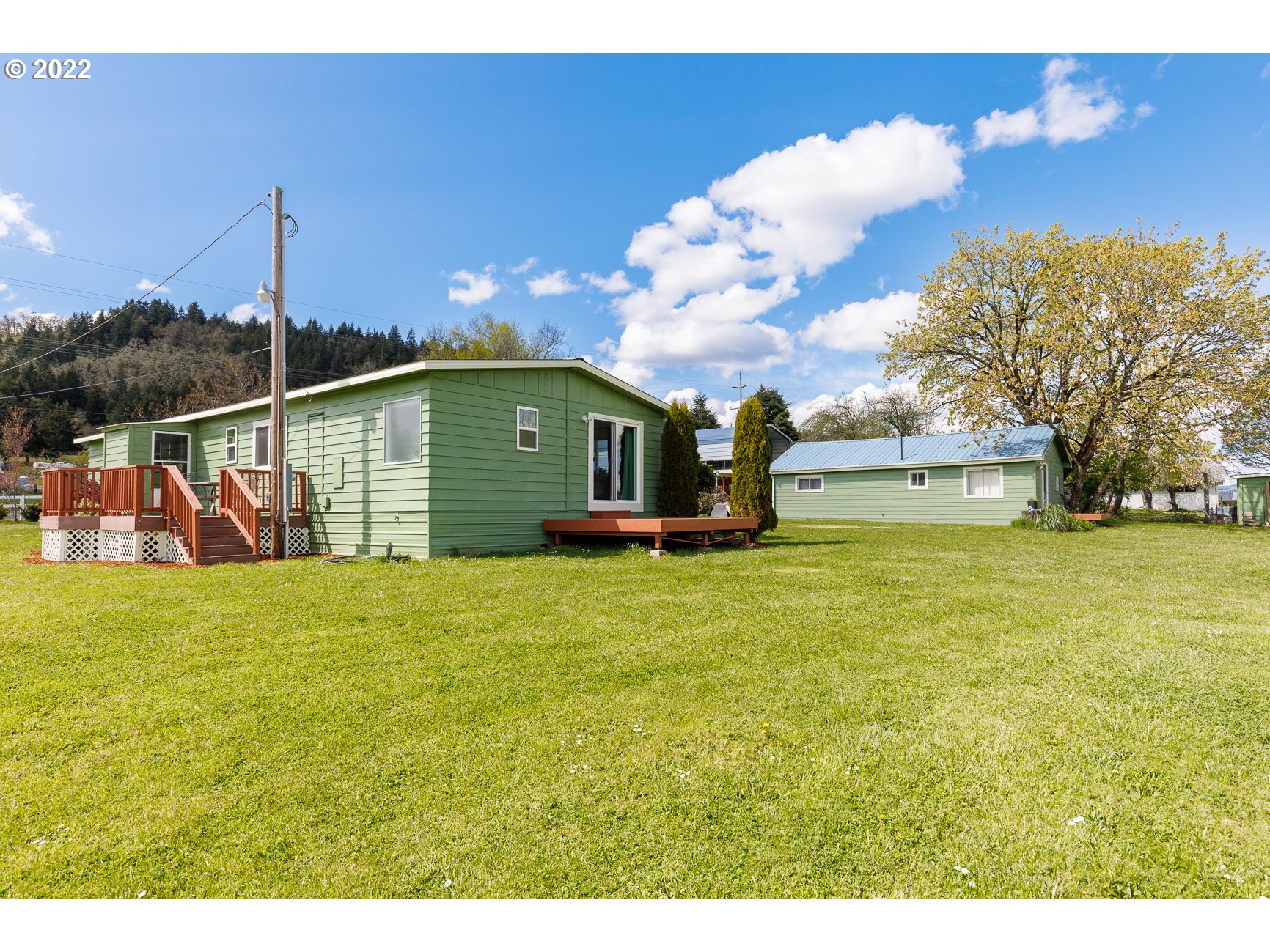 405 Eagle Valley Road Oakland, OR 97462 - Photo 27 of 32 Gallery Image 27