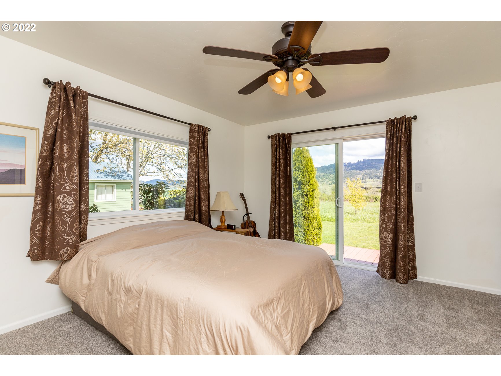 405 Eagle Valley Road Oakland, OR 97462 - Photo 9 of 32 Gallery Image 9
