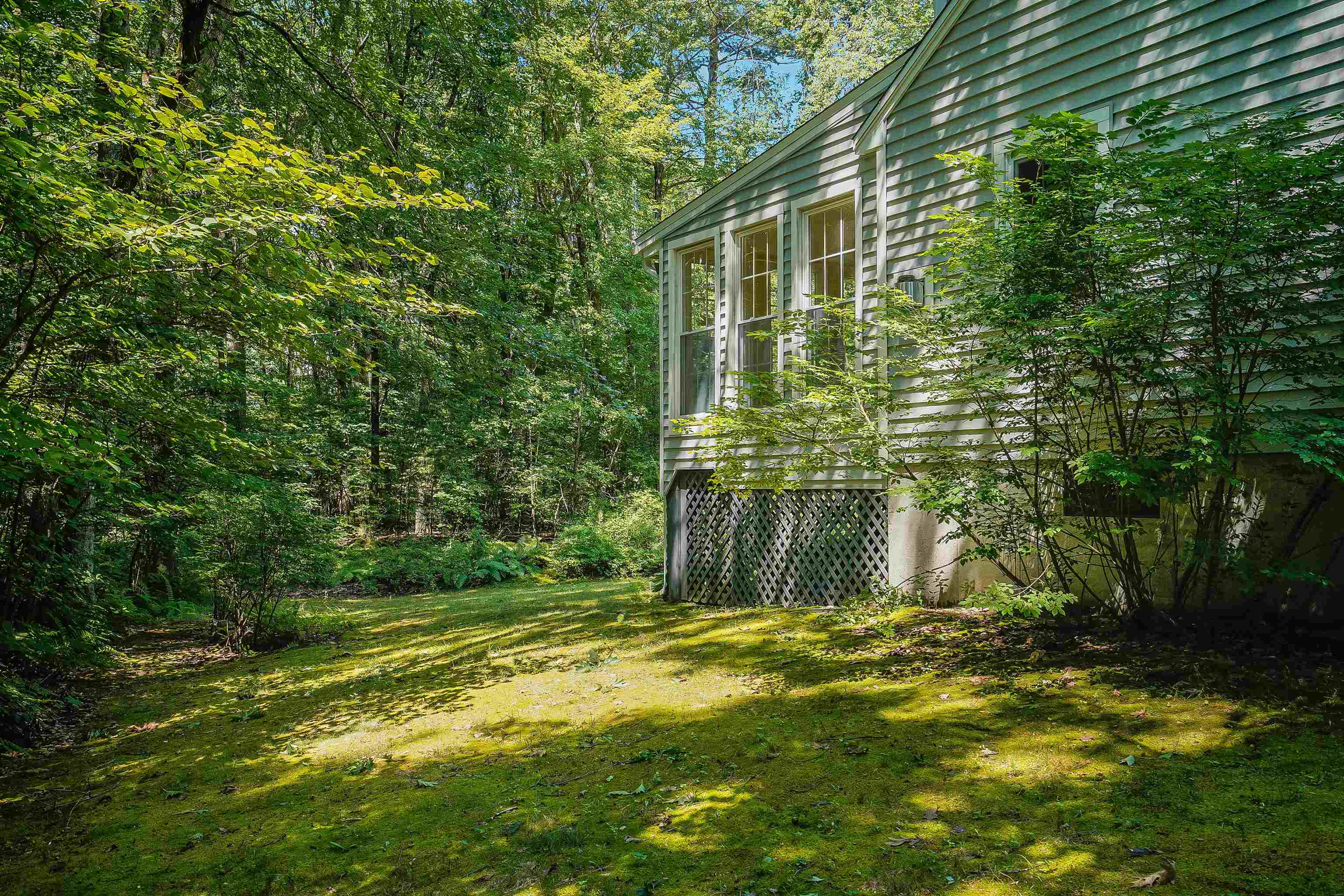 5 Nichols Road Amherst, NH 03031 - Photo 29 of 40