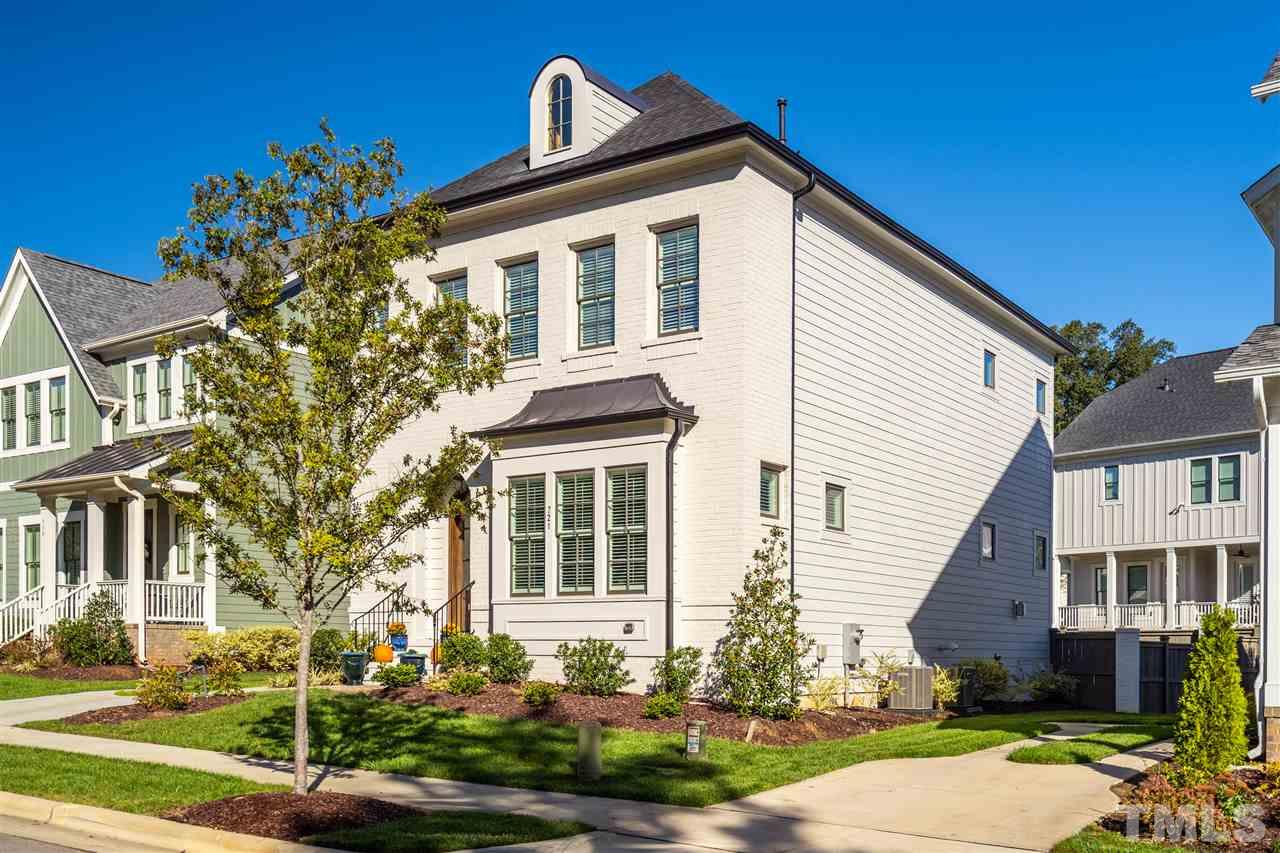 721 Sasser Street Raleigh, NC 27604 - Photo 3 of 30