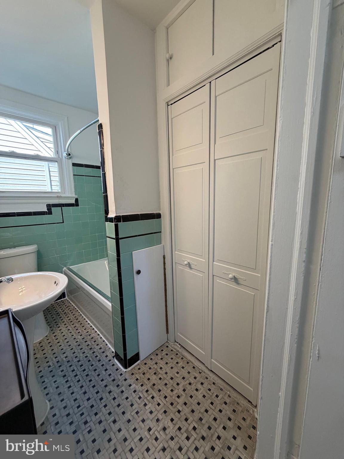 4611 Edmonston Road, Unit 1 Hyattsville, MD 20781 - Photo 33 of 40