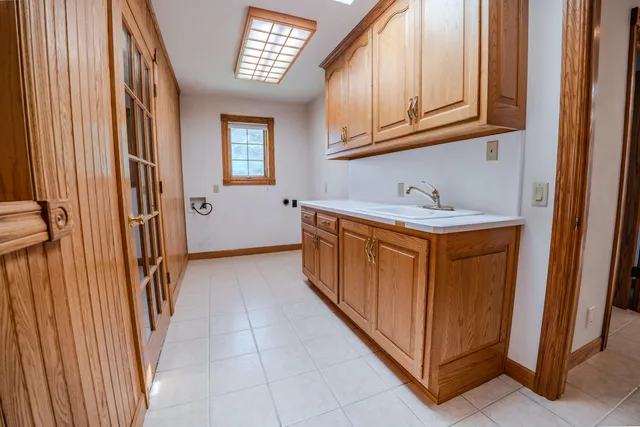 $297,900 | 106 Prairie Avenue, White Pigeon, MI 49099