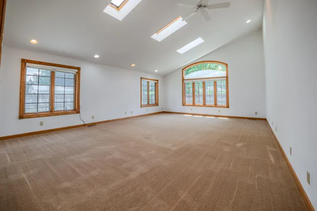 $297,900 | 106 Prairie Avenue, White Pigeon, MI 49099