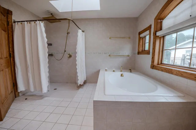 $297,900 | 106 Prairie Avenue, White Pigeon, MI 49099