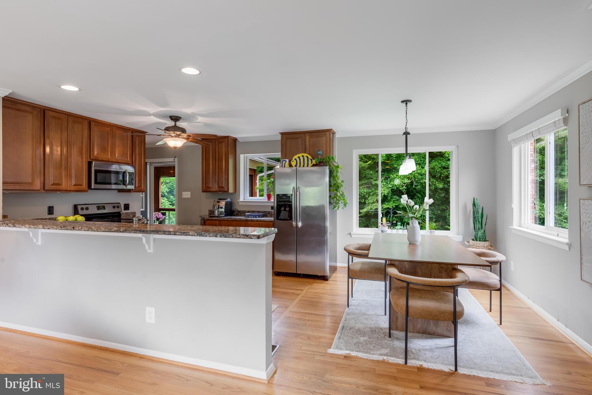 7504 Nancemond Street Springfield, VA 22150 - Photo 12 of 51 Kitchen open to dining area
