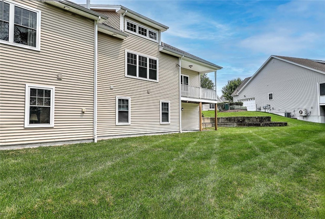 500 Mendon Road, Unit 423 Cumberland, RI 02864 - Photo 10 of 41 Back deck- right