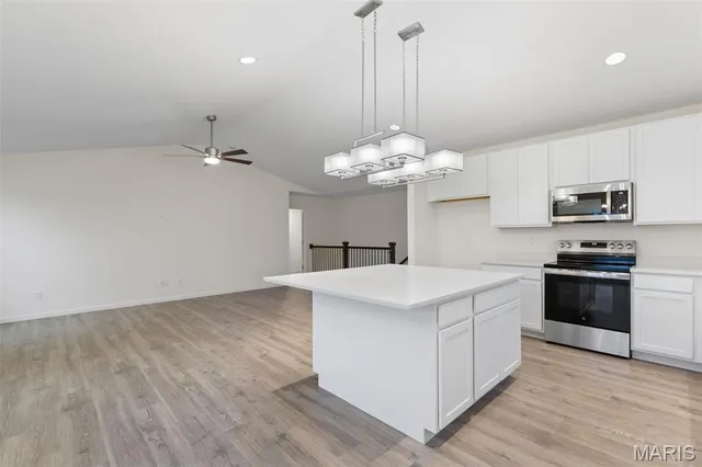 $469,635 | 1145 Bloomfield Drive, Eureka, MO 63025