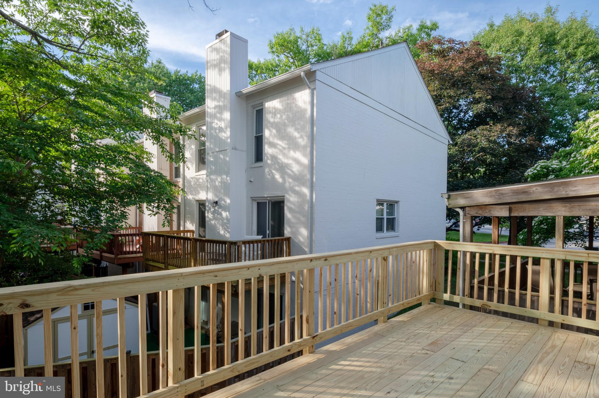 7454 Sea Change Columbia, MD 21045 - Photo 33 of 36 Deck