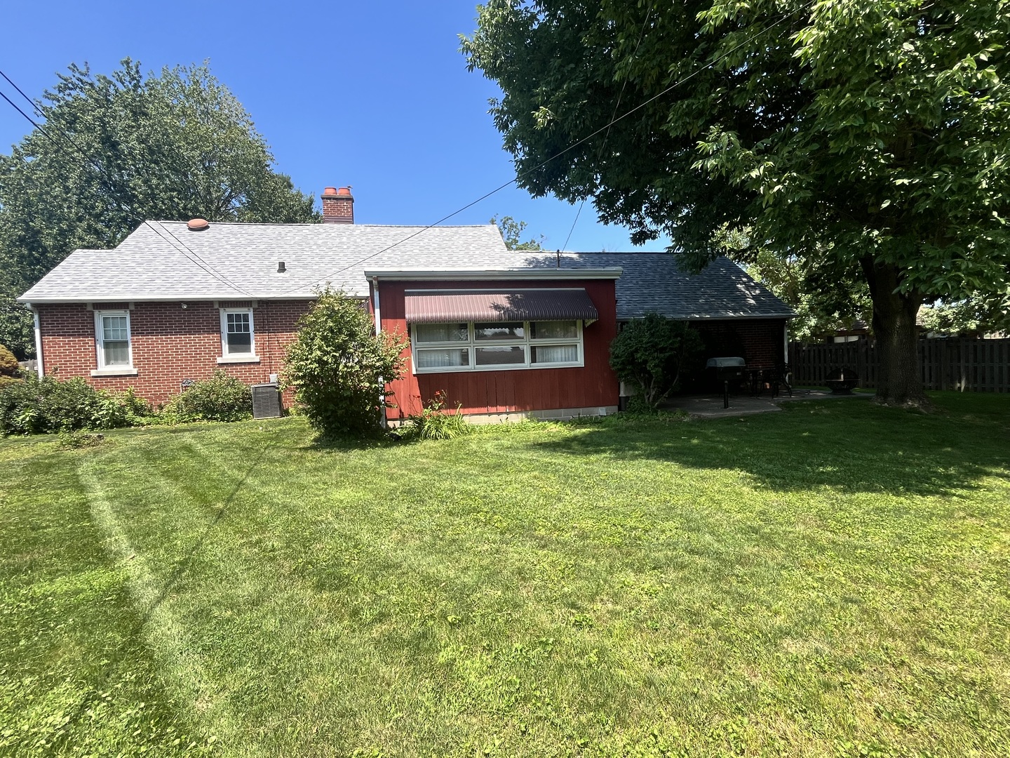2404 28th Street Moline, IL 61265 - Photo 6 of 18