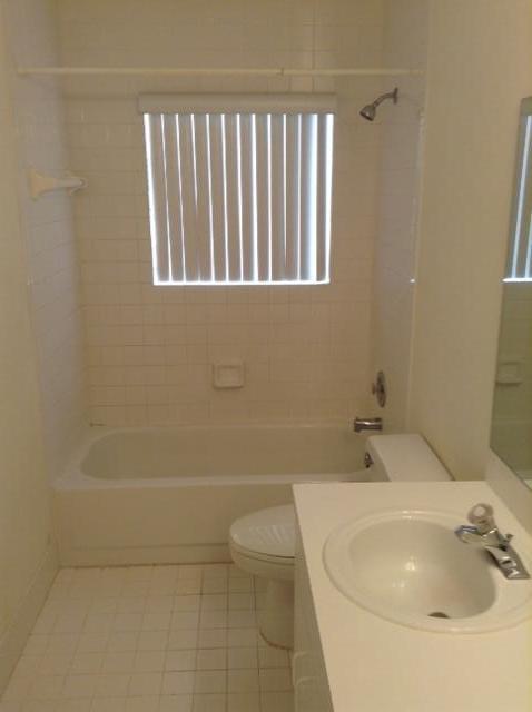 10414 Lake Vista Circle Boca Raton, FL 33498 - Photo 16 of 17 photo 5 (2)
