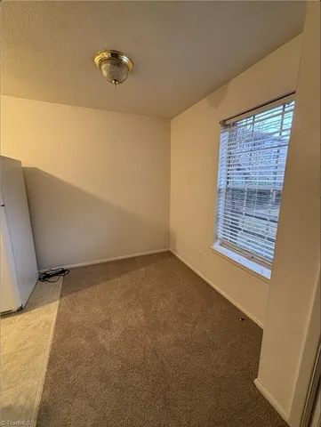 $925 | 3816 Country Club Road, Unit C, Winston-Salem, NC 27104