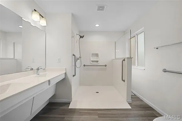 $330,000 | 117 Garrettford Drive, Bethalto, IL 62010