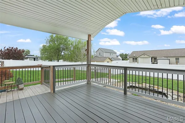 $330,000 | 117 Garrettford Drive, Bethalto, IL 62010