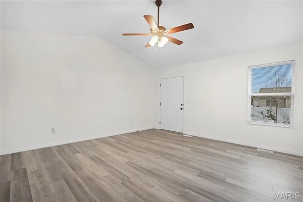$330,000 | 117 Garrettford Drive, Bethalto, IL 62010
