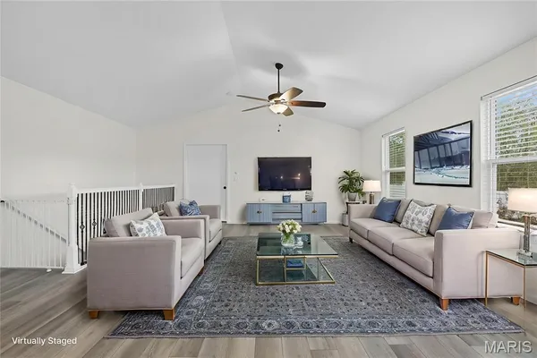 $330,000 | 117 Garrettford Drive, Bethalto, IL 62010