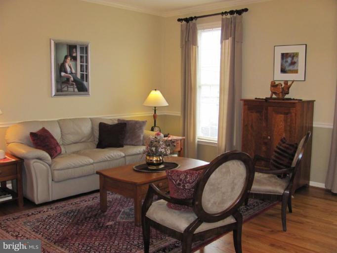 2434 Rippling Brook Road Frederick, MD 21701 - Photo 8 of 20 Living Room