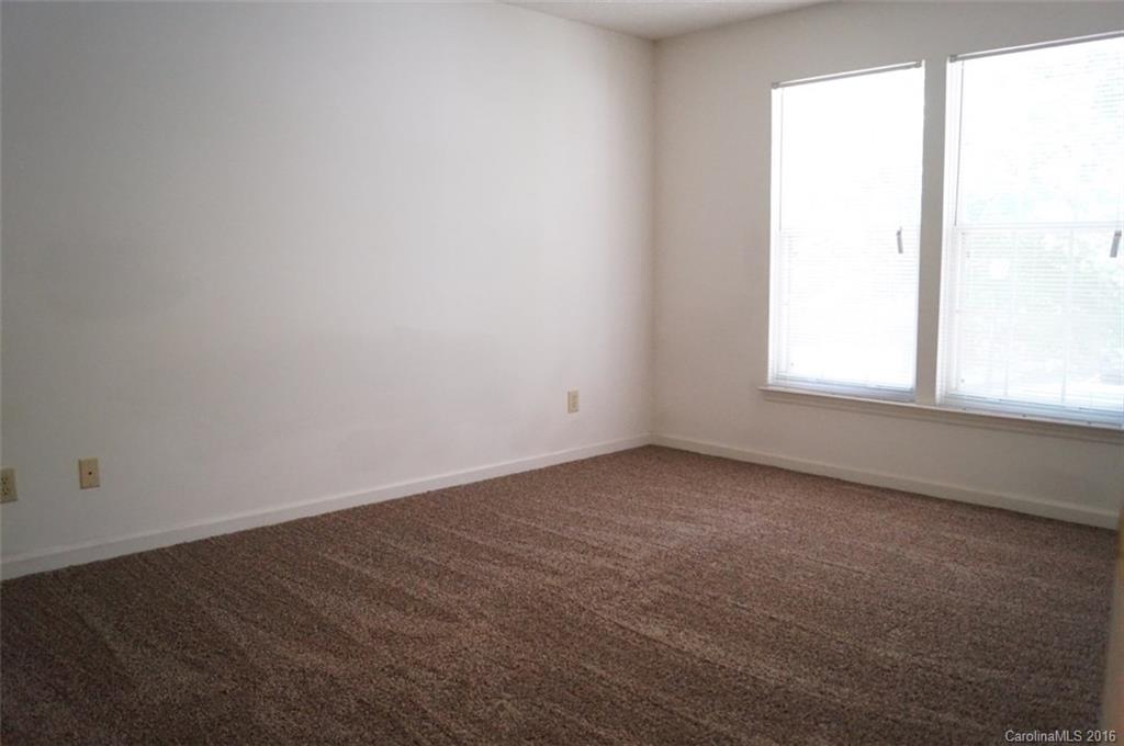 19823 Henderson Road, Unit M Cornelius, NC 28031 - Photo 14 of 24 Gallery Image 14