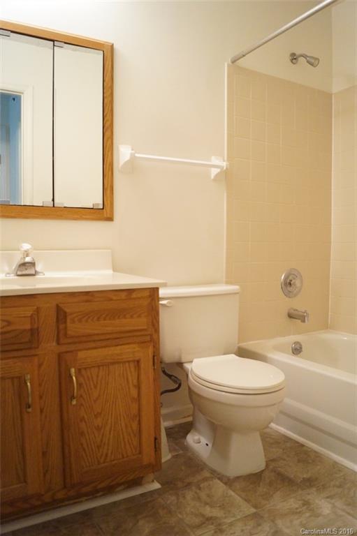 19823 Henderson Road, Unit M Cornelius, NC 28031 - Photo 15 of 24 Gallery Image 15
