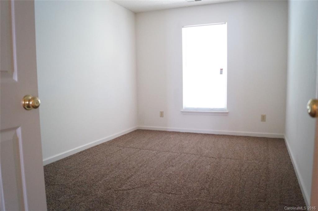 19823 Henderson Road, Unit M Cornelius, NC 28031 - Photo 17 of 24 Gallery Image 17