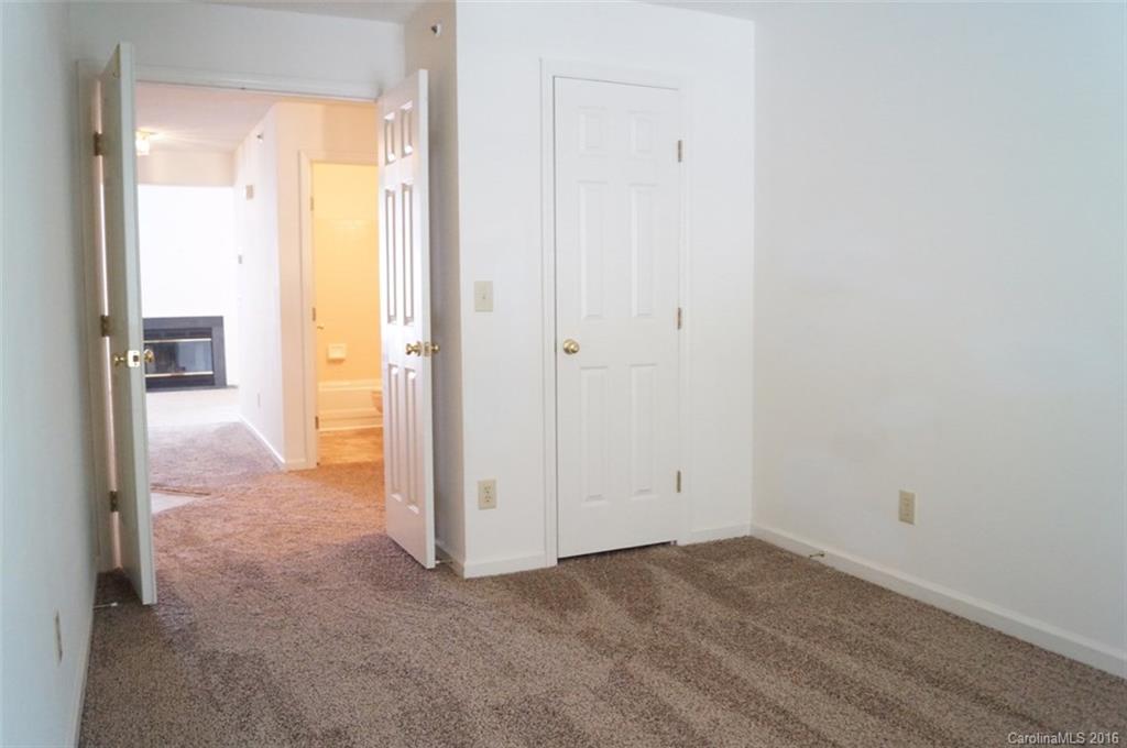 19823 Henderson Road, Unit M Cornelius, NC 28031 - Photo 18 of 24 Gallery Image 18