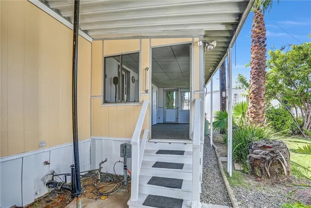 a view of front door and porch