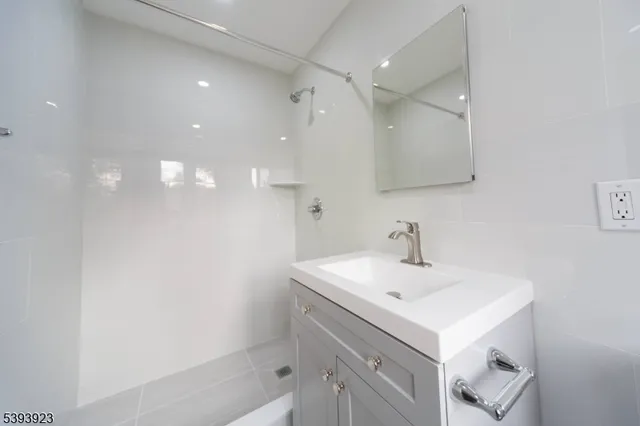 $1,080,000 | 23 Winans Road, Livingston, NJ 07039