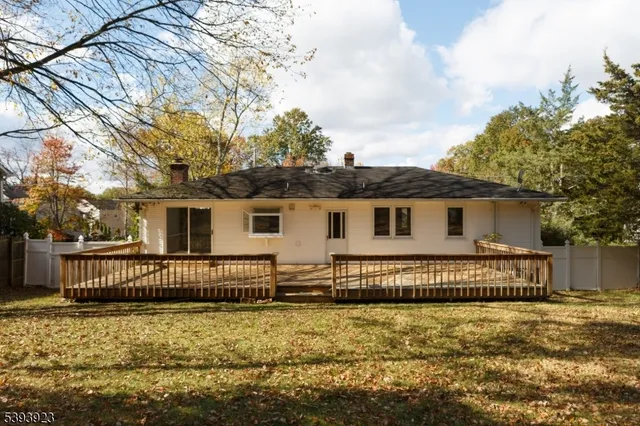 $1,080,000 | 23 Winans Road, Livingston, NJ 07039