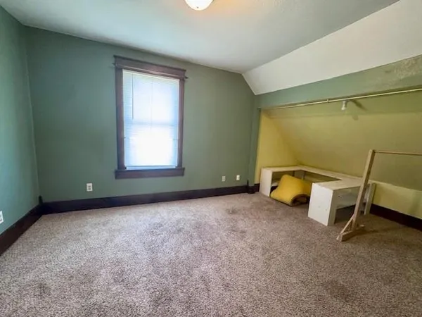 $129,900 | 802 Sycamore Street, Humboldt, KS 66748