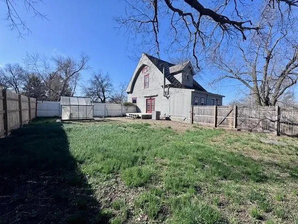 $129,900 | 802 Sycamore Street, Humboldt, KS 66748