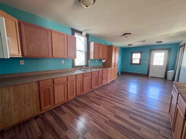 $129,900 | 802 Sycamore Street, Humboldt, KS 66748