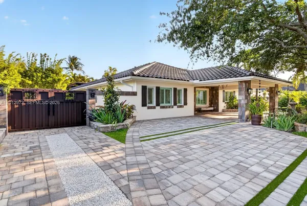 $1,850,000 | 10570 Southwest 56th Terrace, Miami, FL 33165