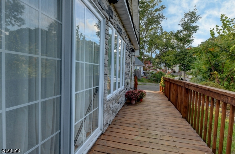 63 Terrace Avenue Butler, NJ 07405 - Photo 4 of 35 Gallery Image 4