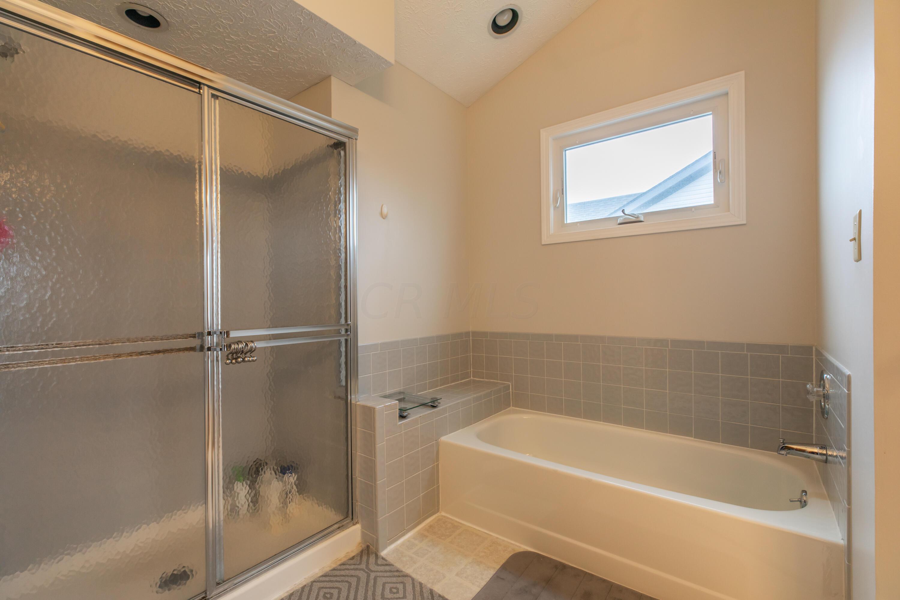 2047 Stancrest Road Dublin, OH 43016 - Photo 32 of 58 QuickEdit-9353
