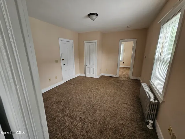 $1,100 | 146 Parkside Avenue, Unit 2, Pittsfield, MA 01201