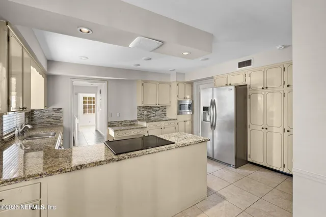 $2,975 | 1922 Holly Oaks Ravine Drive, Jacksonville, FL 32225