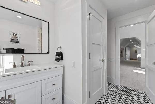 $11,800,000 | 1180 Broadpoint Drive, Greensboro, GA 30642