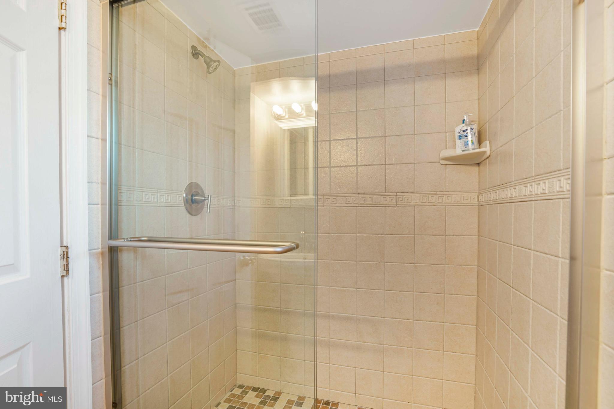 3616 North Glebe Road Arlington, VA 22207 - Photo 26 of 33
